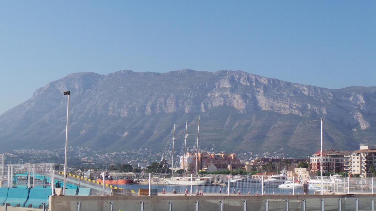 Immaculate And Modern 1 Bedroomed Apartment Denia Exterior foto